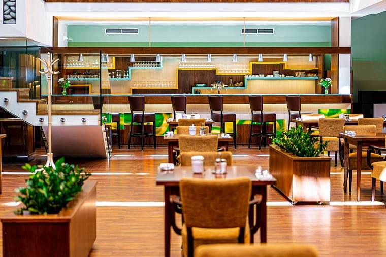 Primary hotel