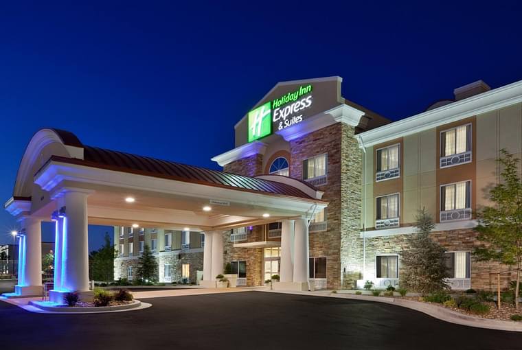 Primary hotel