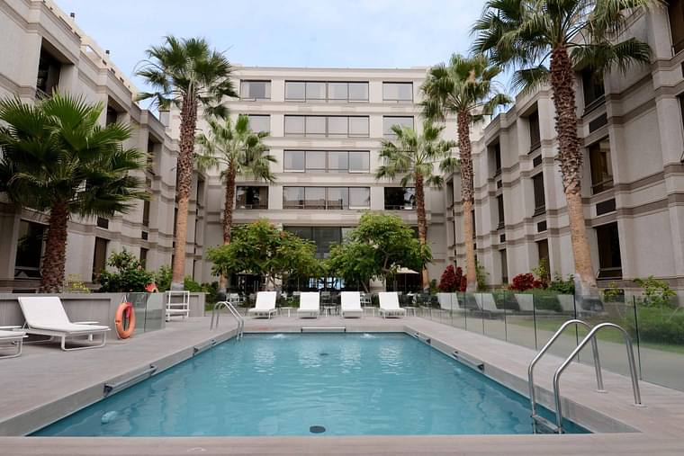 Primary hotel