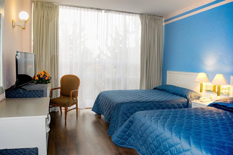 Primary hotel