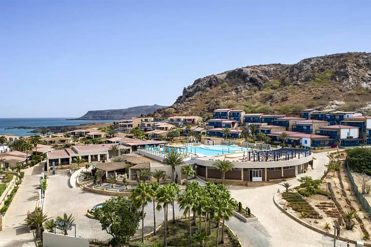 Primary hotel