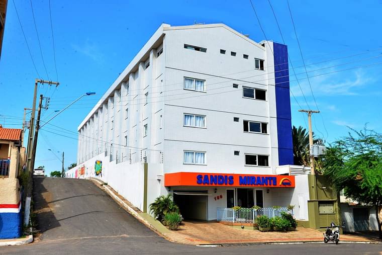 Primary hotel