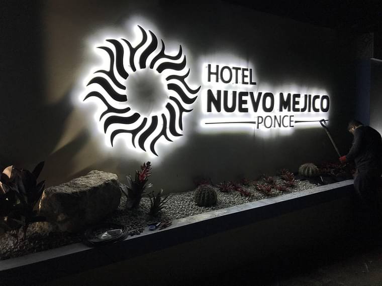 Primary hotel