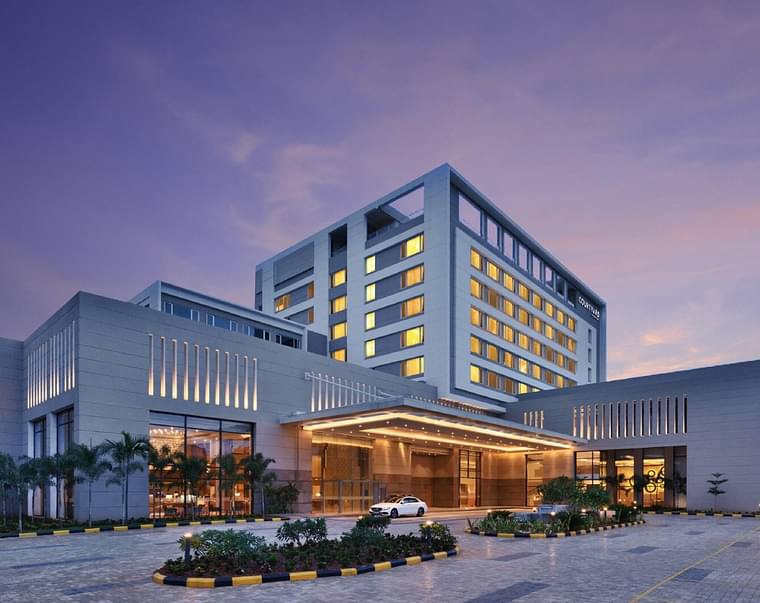 Primary hotel