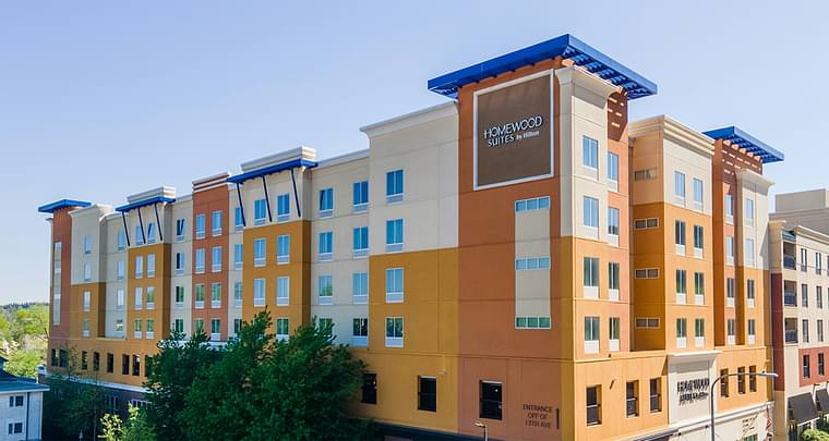 Primary hotel