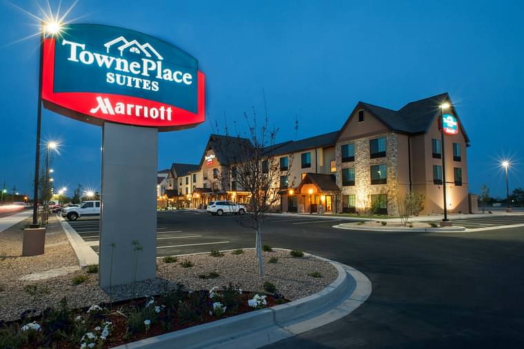 Primary hotel