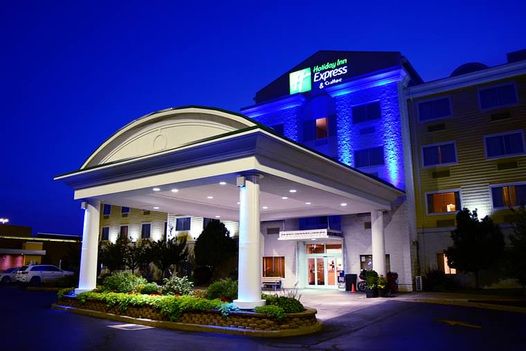 Primary hotel