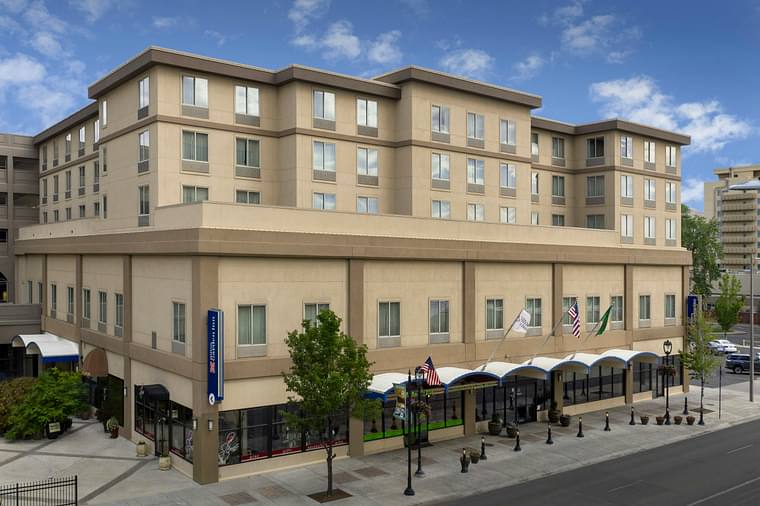 Primary hotel