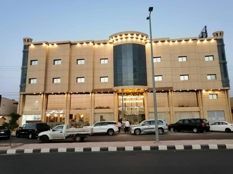 Primary hotel