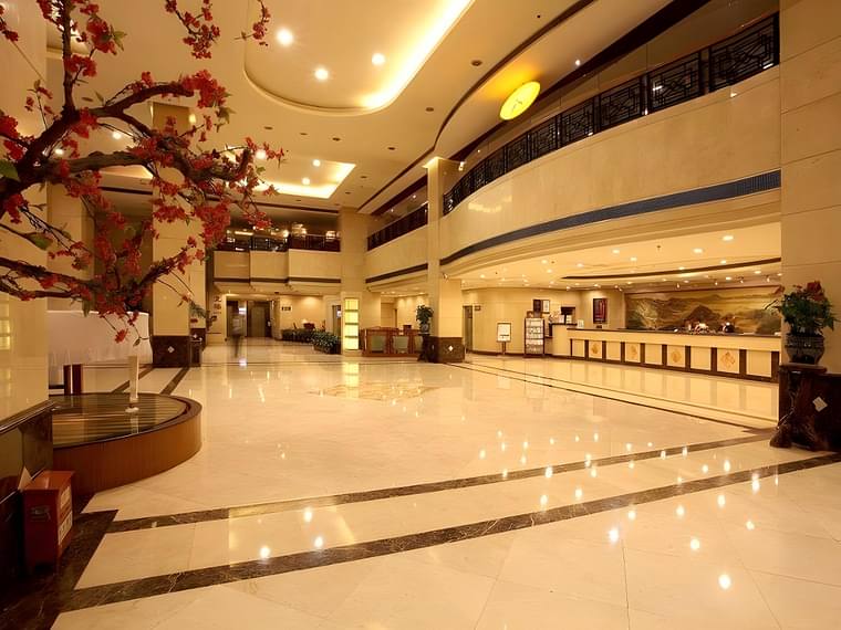 Primary hotel