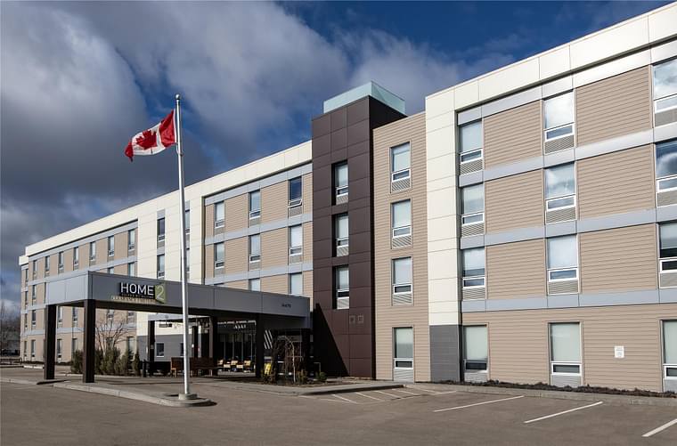 Primary hotel