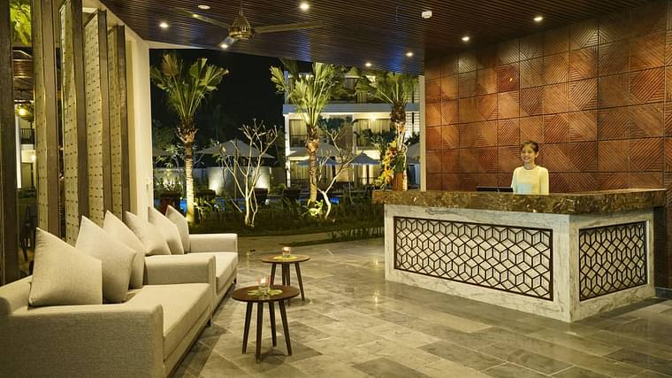 Primary hotel