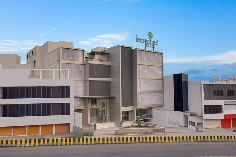 Primary hotel