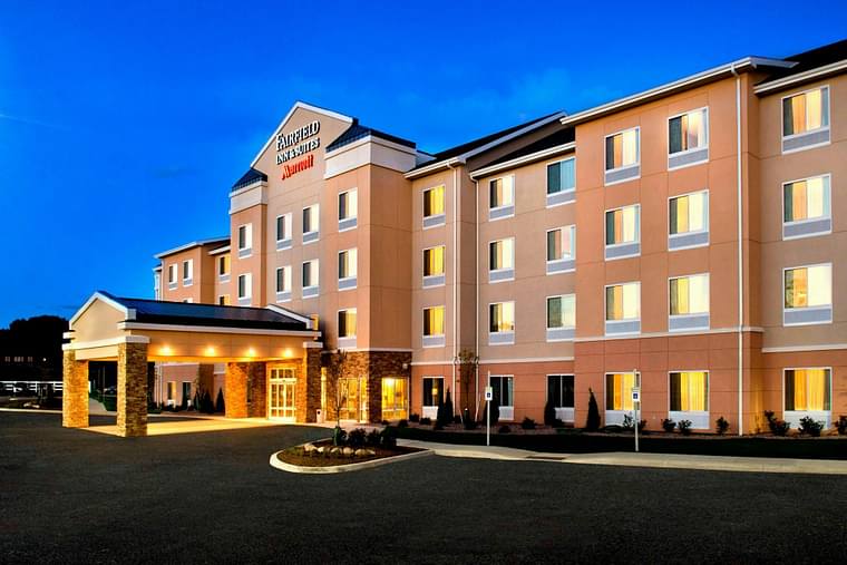 Primary hotel