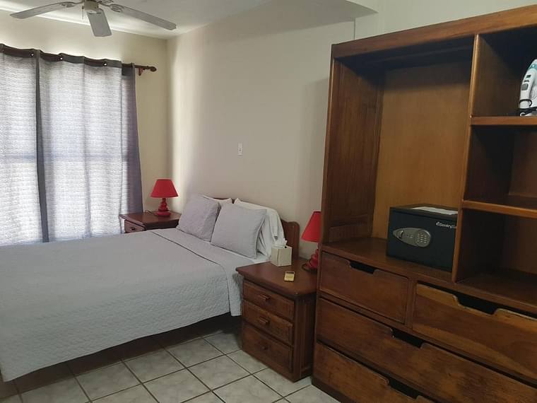 Primary hotel