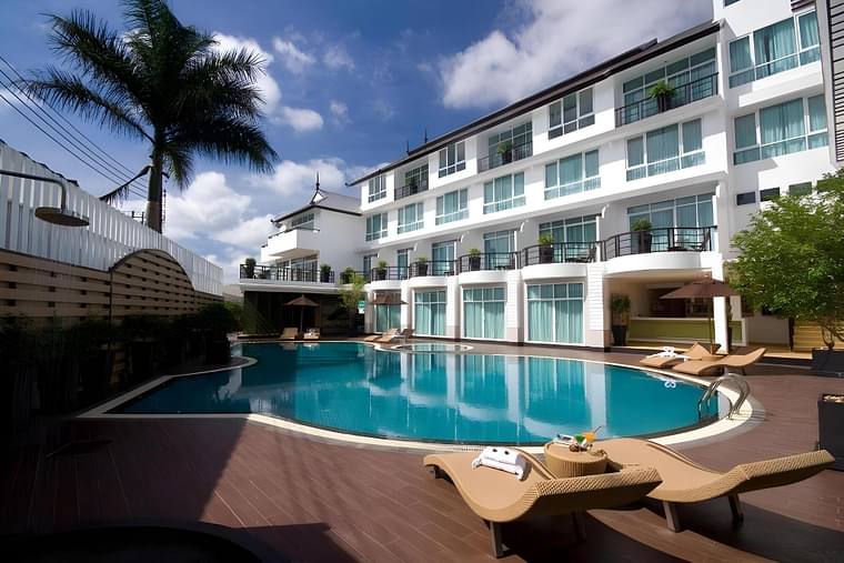 Primary hotel