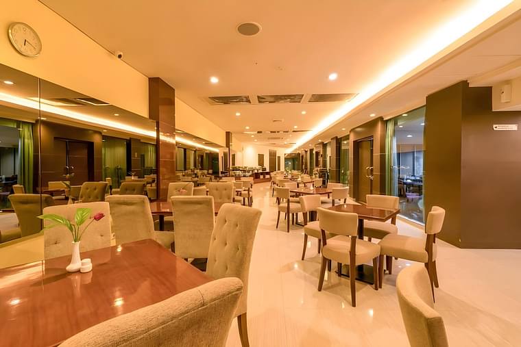 Primary hotel