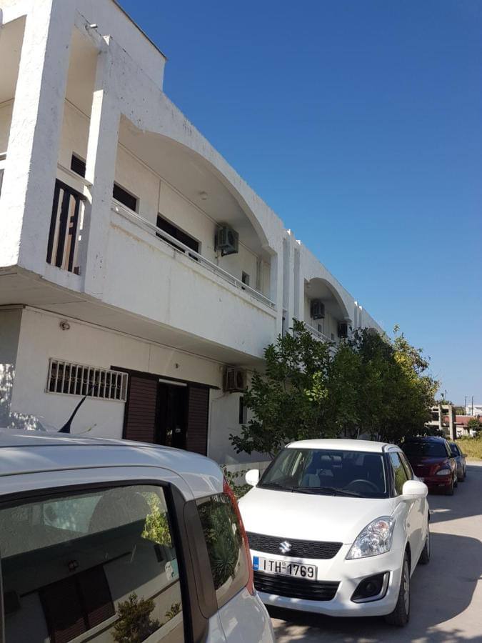 Primary hotel