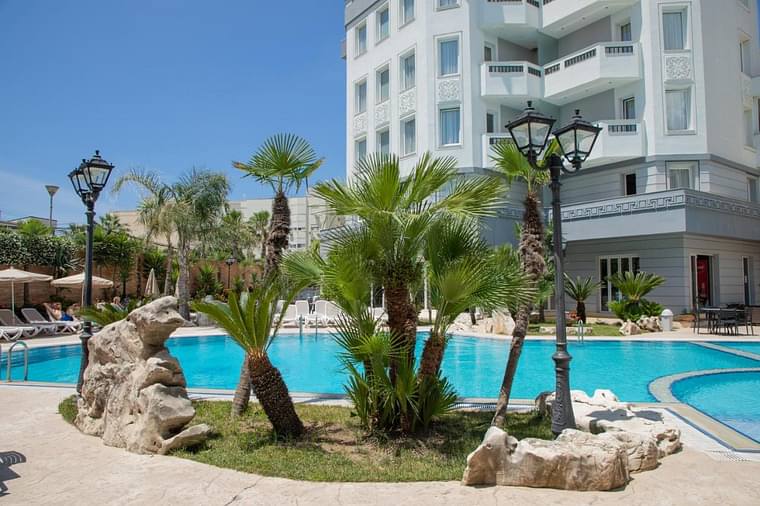 Primary hotel