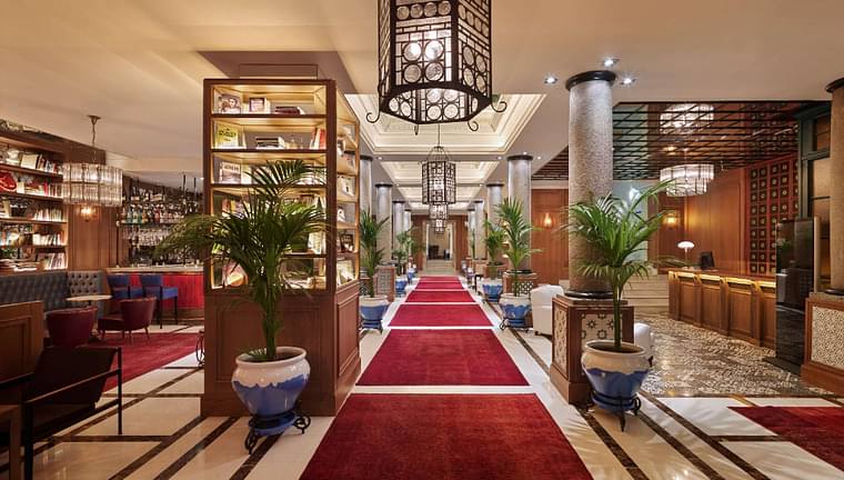 Primary hotel