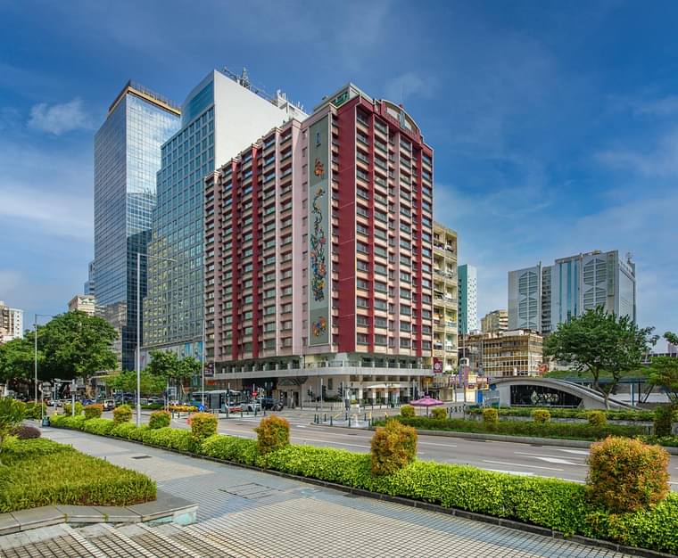 Primary hotel