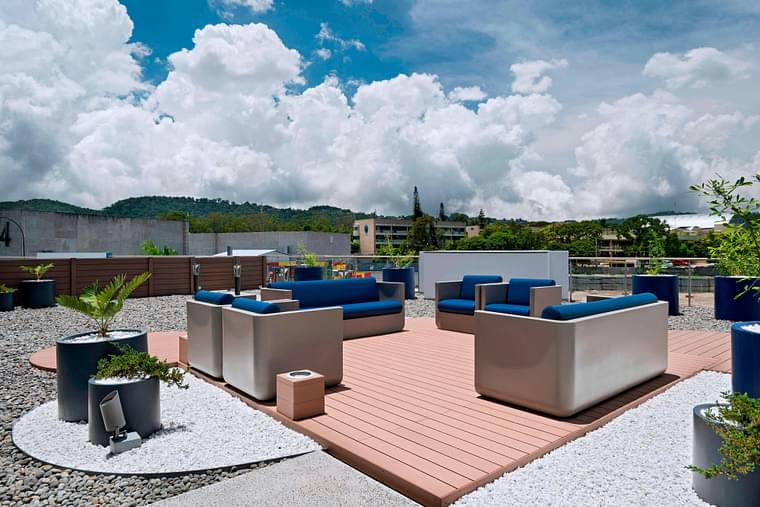 Primary hotel
