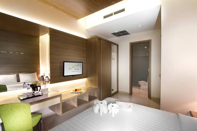Primary hotel