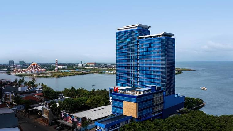 Primary hotel