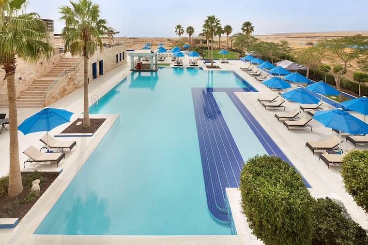 Primary hotel