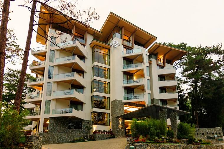 Primary hotel