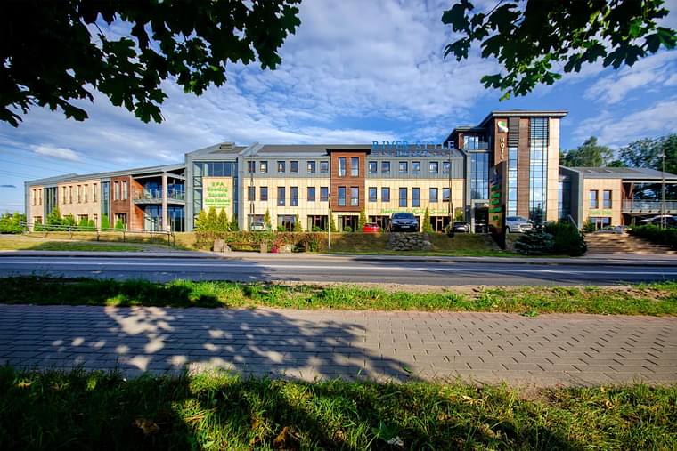 Primary hotel