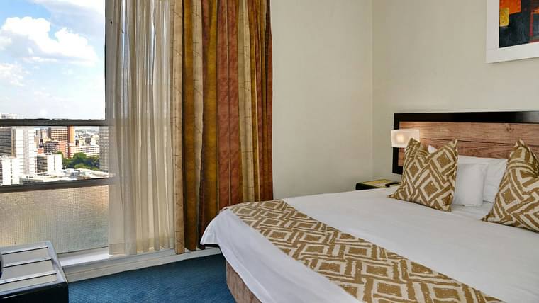 Primary hotel