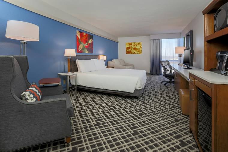 Primary hotel