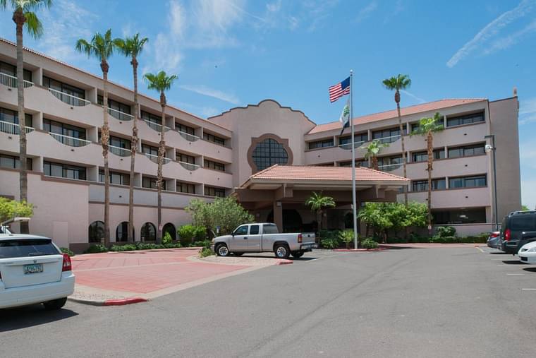 Primary hotel