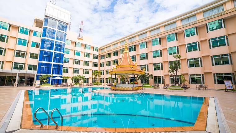 Primary hotel