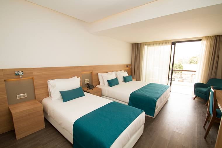 Primary hotel
