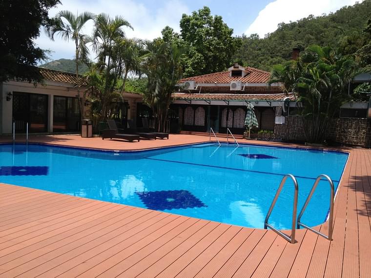Primary hotel
