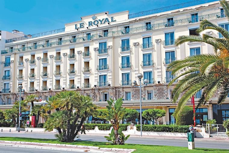 Primary hotel