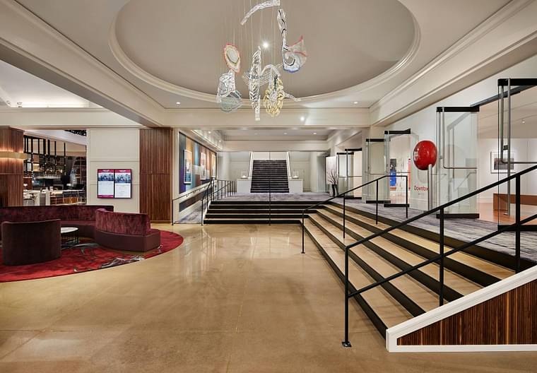 Primary hotel