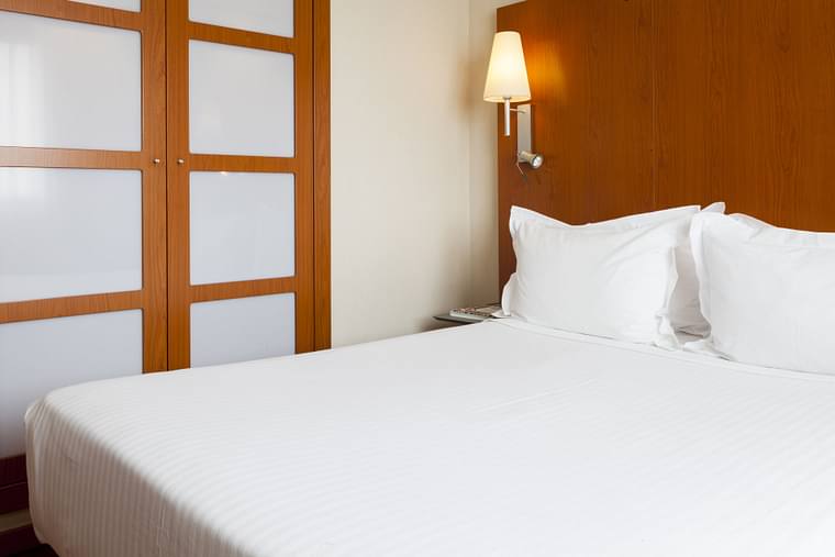 Primary hotel