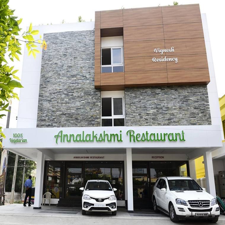 Primary hotel