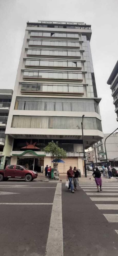 Primary hotel