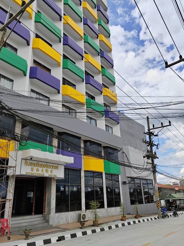 Primary hotel