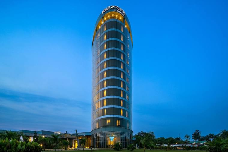 Primary hotel