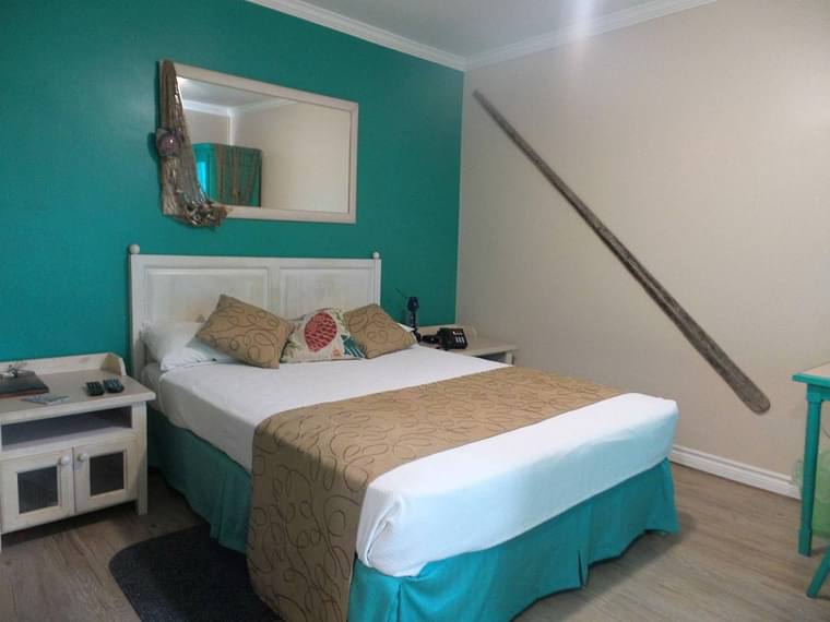 Primary hotel