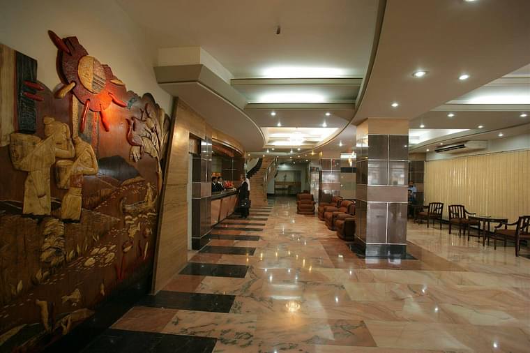 Primary hotel