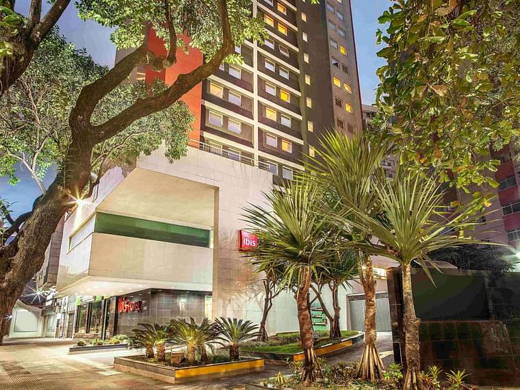 Primary hotel