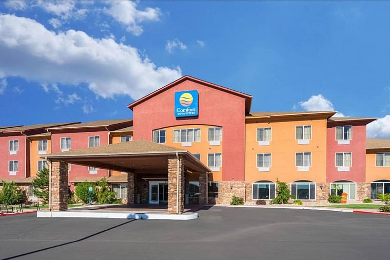 Primary hotel
