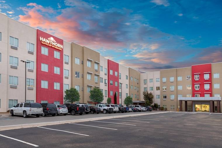 Primary hotel