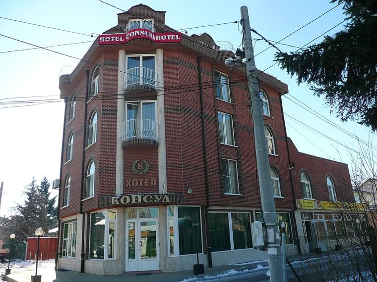 Primary hotel